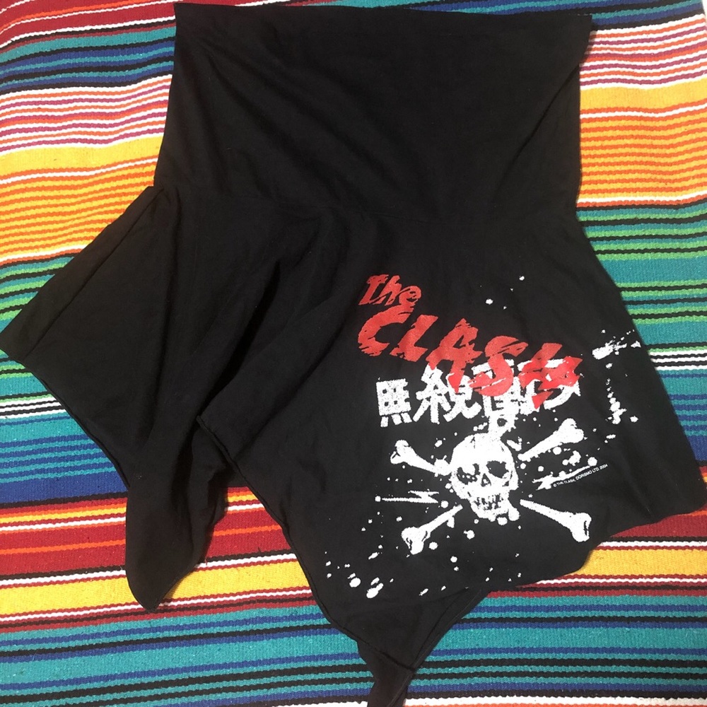 • the clash skirt •
